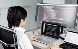 滦南 ,php声明和调用变量的符号是什么？